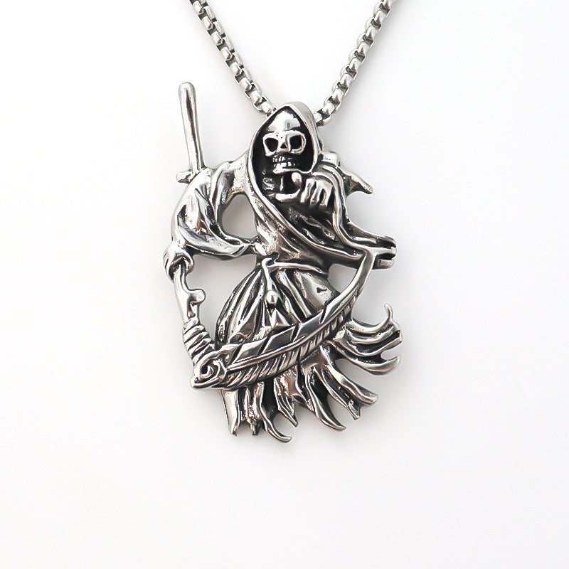 Wholesale Domineering Skull Death Pendant Retro  Necklace